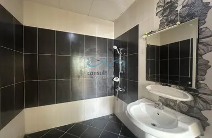 Apartment - Studio - 1 Bathroom for rent in Mohamed Bin Zayed City - Abu Dhabi