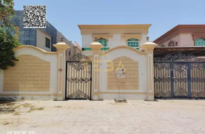 فيلا - 5 غرف نوم - 6 حمامات للايجار في فلل الروضة 2 - 2  الروضة - الروضة - عجمان