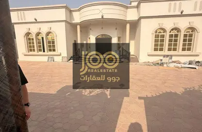 فيلا - 3 غرف نوم - 4 حمامات للايجار في ضاحية السلامة - أم القيوين
