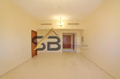 شقة - غرفة نوم - 2 حمامات للايجار في بناية الثريا - واحة السيليكون - دبي