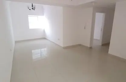 Apartment - 1 Bedroom - 1 Bathroom for rent in Danat Al Khan Tower - Al Khan Lagoon - Al Khan - Sharjah