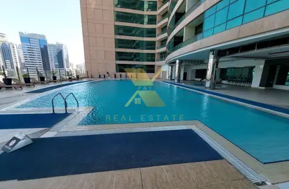 Apartment - 2 Bedrooms - 4 Bathrooms for rent in Hamdan Street - Abu Dhabi