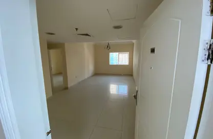 Apartment - 2 Bedrooms - 2 Bathrooms for rent in Al Khan - Sharjah