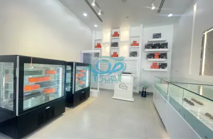 Shop - Studio for rent in Al Zeina - Al Raha Beach - Abu Dhabi