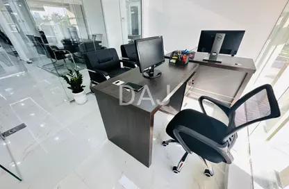 Office Space - Studio - 1 Bathroom for rent in Reem Residency - Al Karama - Dubai