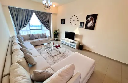Apartment - 1 Bedroom - 2 Bathrooms for rent in Julphar Residential Tower - Julphar Towers - Al Nakheel - Ras Al Khaimah