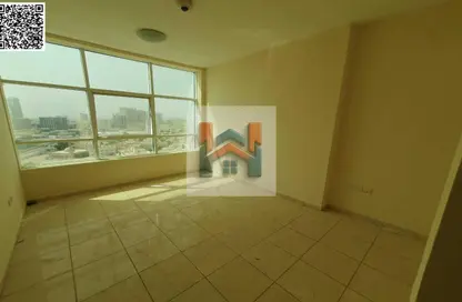 شقة - 2 غرف نوم - 3 حمامات للايجار في أورينت تاور 1 - أورينت تاور - البستان - عجمان