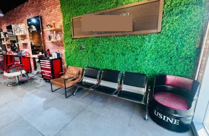 متجر - استوديو - 1 حمام للايجار في برج الرفاعة - الرفاعة - بر دبي - دبي