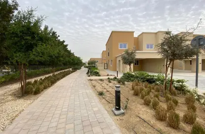 Townhouse - 4 Bedrooms - 3 Bathrooms for sale in Amaranta - Villanova - Dubai Land - Dubai