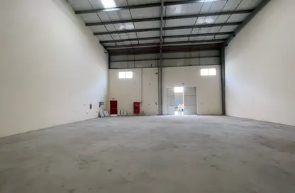 Warehouse - Studio - 1 Bathroom for rent in Umm Al Thuoob - Umm Al Quwain