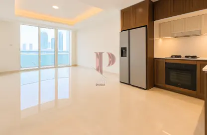 Apartment - 2 Bedrooms - 1 Bathroom for rent in Palace Beach Residence - EMAAR Beachfront - Dubai Harbour - Dubai