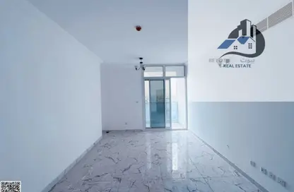 Apartment - 2 Bedrooms - 2 Bathrooms for sale in Oasis Tower - Al Rashidiya 1 - Al Rashidiya - Ajman