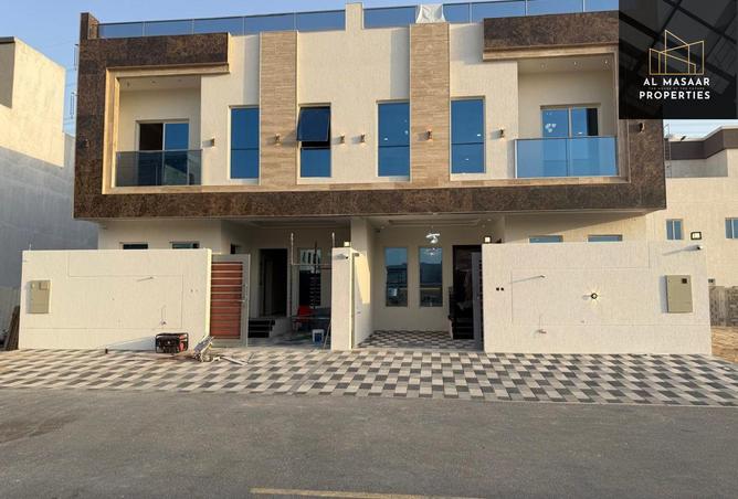 15542012 - Property Image 2