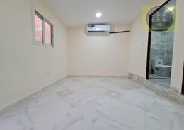 صورةغرفة فارغة لـ: Studio - 1 حمام للكراء في A مدينة خليفة - مدينة خليفة - أبوظبي, صورة 1