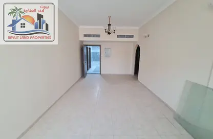 Apartment - 2 Bedrooms - 2 Bathrooms for rent in Rolla Square - Rolla Area - Sharjah