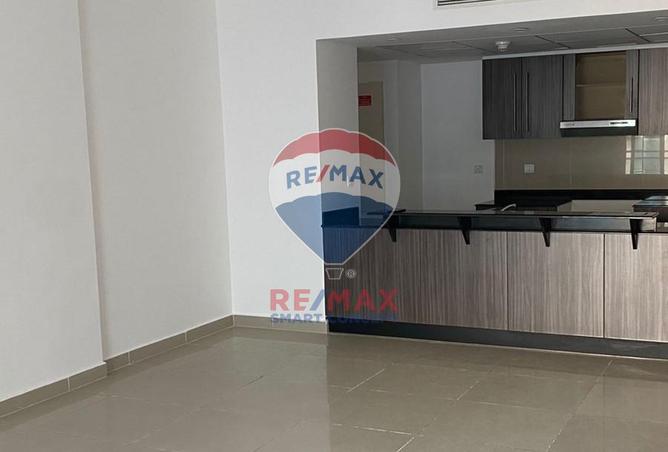 Apartment - 1 Bedroom - 2 Bathrooms for sale in Tower 27 - Al Reef Downtown - Al Reef - Abu Dhabi