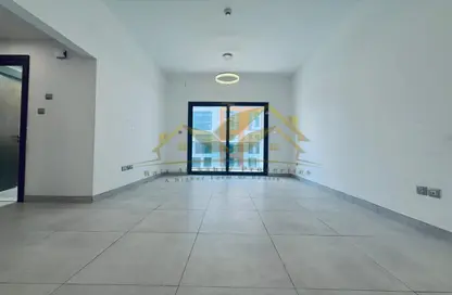 Apartment - 2 Bedrooms - 3 Bathrooms for rent in Jumeirah Garden City - Al Satwa - Dubai