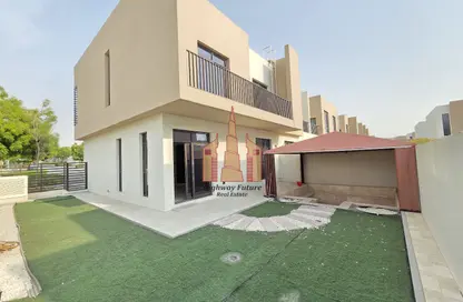 Apartment - 3 Bedrooms - 4 Bathrooms for rent in Nasma Residence - Al Tai - Sharjah