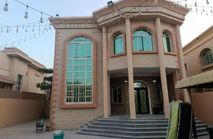 فيلا - 4 غرف نوم - 6 حمامات للايجار في 1 المويهات - المويهات - عجمان