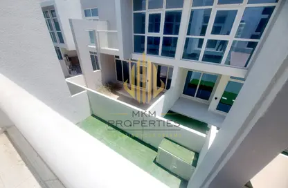 Villa - 3 Bedrooms - 3 Bathrooms for rent in Albizia - Damac Hills 2 - Dubai