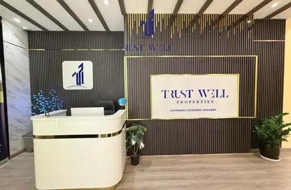 Office Space - Studio - 2 Bathrooms for rent in Dar Al Salam Building - Corniche Road - Abu Dhabi