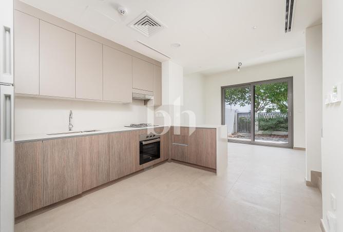 15042901 - Property Image 2