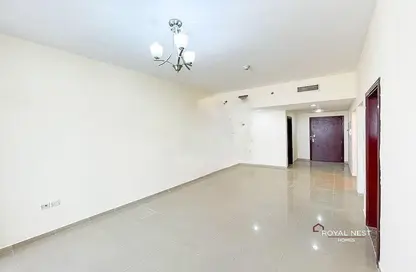 Empty Room image for: Apartment - 1 Bedroom - 2 Bathrooms for sale in Sobha Daffodil - Jumeirah Village Circle - Dubai, Image 1