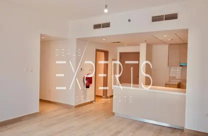 Apartment - 2 Bedrooms - 2 Bathrooms for rent in Waters Edge - Yas Island - Abu Dhabi