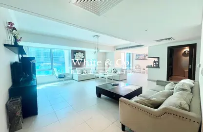 Living Room image for: Apartment - 1 Bedroom - 2 Bathrooms for rent in Aurora Tower - Marina Promenade - Dubai Marina - Dubai, Image 1