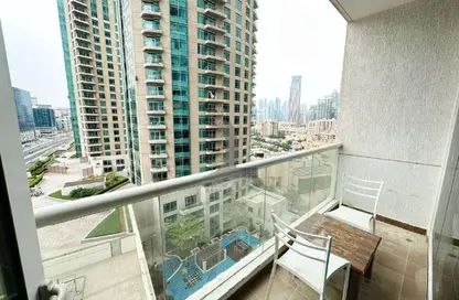 Apartment - Studio - 1 Bathroom for sale in Burj Al Nujoom - Downtown Dubai - Dubai