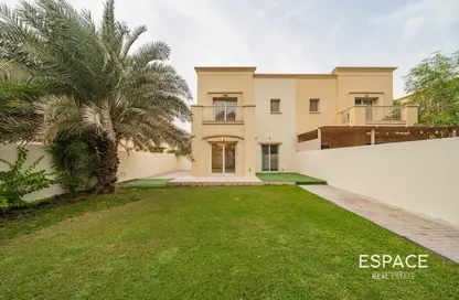 فيلا - 4 غرف نوم - 3 حمامات للايجار في الينابيع 7 - الينابيع - دبي