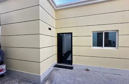 شقة - غرفة نوم - 1 حمام للايجار في مدينة شخبوط - أبوظبي شقة - غرفة نوم - 1 حمام للايجار في مدينة شخبوط - أبوظبي