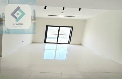 Whole Building - 7+ Bedrooms - 7+ Bathrooms for sale in Al Khan - Sharjah
