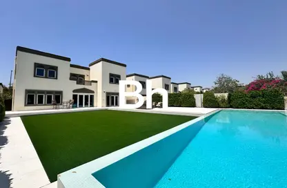 Villa - 3 Bedrooms - 4 Bathrooms for sale in Regional - Jumeirah Park - Dubai