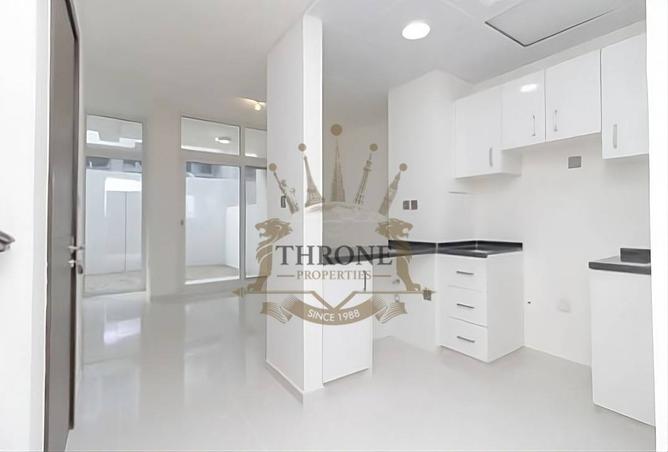 15801001 - Property Image 2