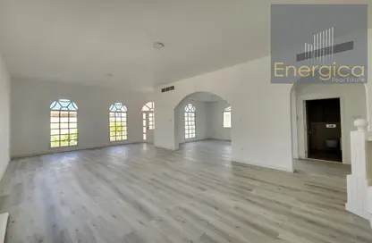 Villa - 5 Bedrooms - 6 Bathrooms for rent in Umm Suqeim 2 Villas - Umm Suqeim 2 - Umm Suqeim - Dubai