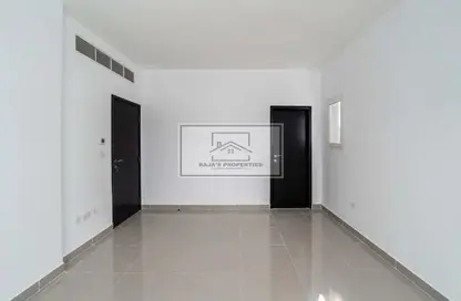 Villa - 4 Bedrooms - 5 Bathrooms for rent in Mediterranean Style - Al Reef Villas - Al Reef - Abu Dhabi