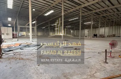 مستودع - استوديو - 1 حمام للايجار في أم الثعوب - أم القيوين