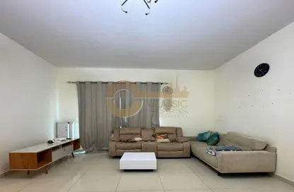 Apartment - 2 Bedrooms - 2 Bathrooms for rent in Bermuda Views - Dubai Sports City - Dubai