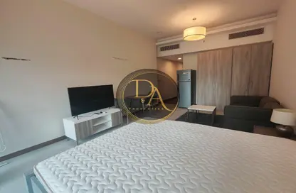 Apartment - Studio - 1 Bathroom for rent in SOL Bay - Business Bay - Dubai