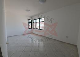 Empty Room image for: Apartment - 2 bedrooms - 3 bathrooms for rent in Cornich Al Buhaira - Sharjah, Image 1