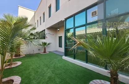 Compound - 4 Bedrooms - 5 Bathrooms for rent in Umm Suqeim 3 Villas - Umm Suqeim 3 - Umm Suqeim - Dubai