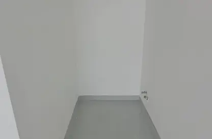 متجر - استوديو للايجار في 1 الجرف - الجرف - عجمان وسط المدينة - عجمان