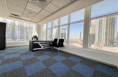 Empty Room image for: Office Space - Studio - 4 Bathrooms for rent in Clover Bay Tower - Business Bay - Dubai, Image 1