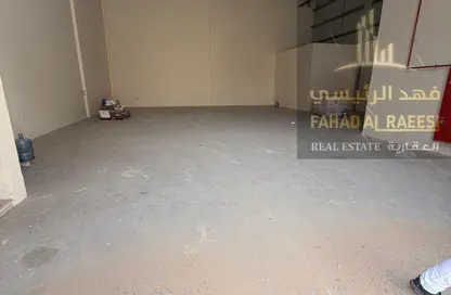 Warehouse - Studio - 1 Bathroom for rent in Umm Al Thuoob - Umm Al Quwain