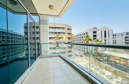 شقة - 2 غرف نوم - 3 حمامات للايجار في برج بن هندي - منخول - بر دبي - دبي