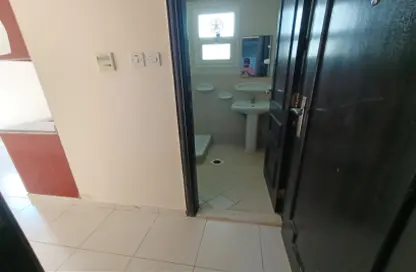Hall / Corridor image for: Apartment - 1 Bathroom for rent in Muwaileh 3 Building - Muwaileh - Sharjah, Image 1