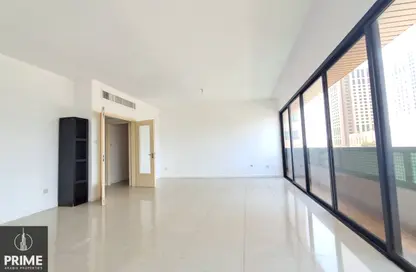Apartment - 3 Bedrooms - 3 Bathrooms for rent in Al Najda Street - Abu Dhabi