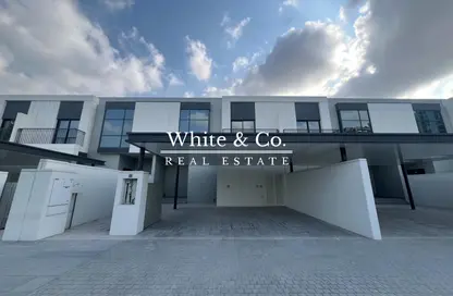 تاون هاوس - 3 غرف نوم - 4 حمامات للايجار في مروج الفرجان - الفرجان - دبي تاون هاوس - 3 غرف نوم - 4 حمامات للايجار في مروج الفرجان - الفرجان - دبي