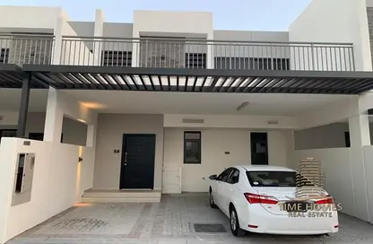 Townhouse - 3 Bedrooms - 5 Bathrooms for sale in Aurum Villas - Sycamore - Damac Hills 2 - Dubai